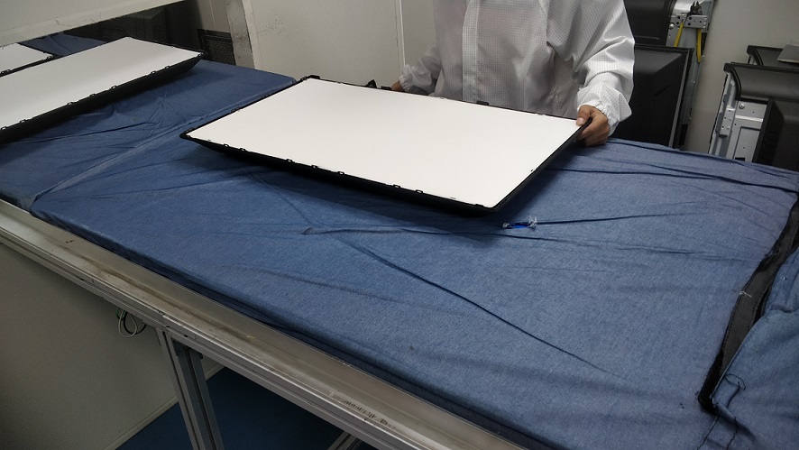 Kodak TV Display Assembling