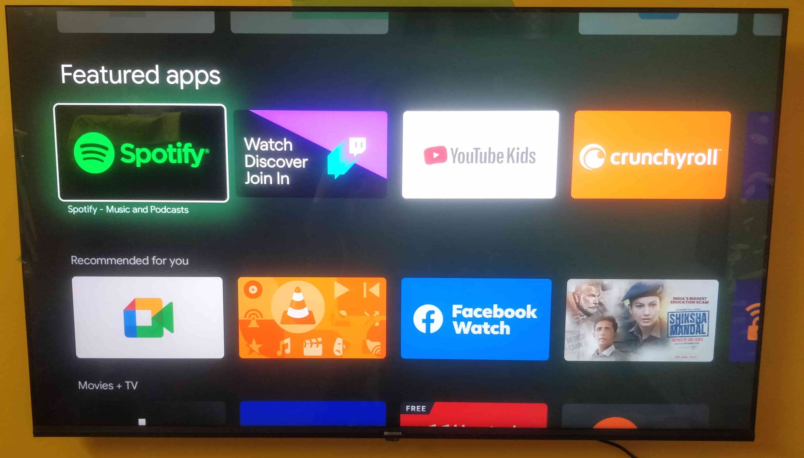Spotify in Kodak QLED min Spotify in Kodak QLED min